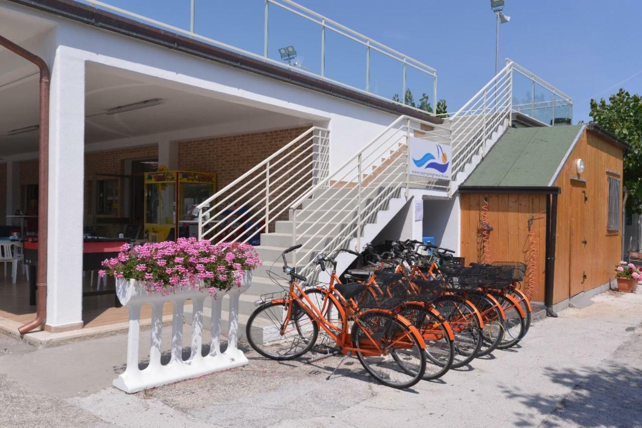 Camping Tre Archi Lido di Fermo Extérieur photo