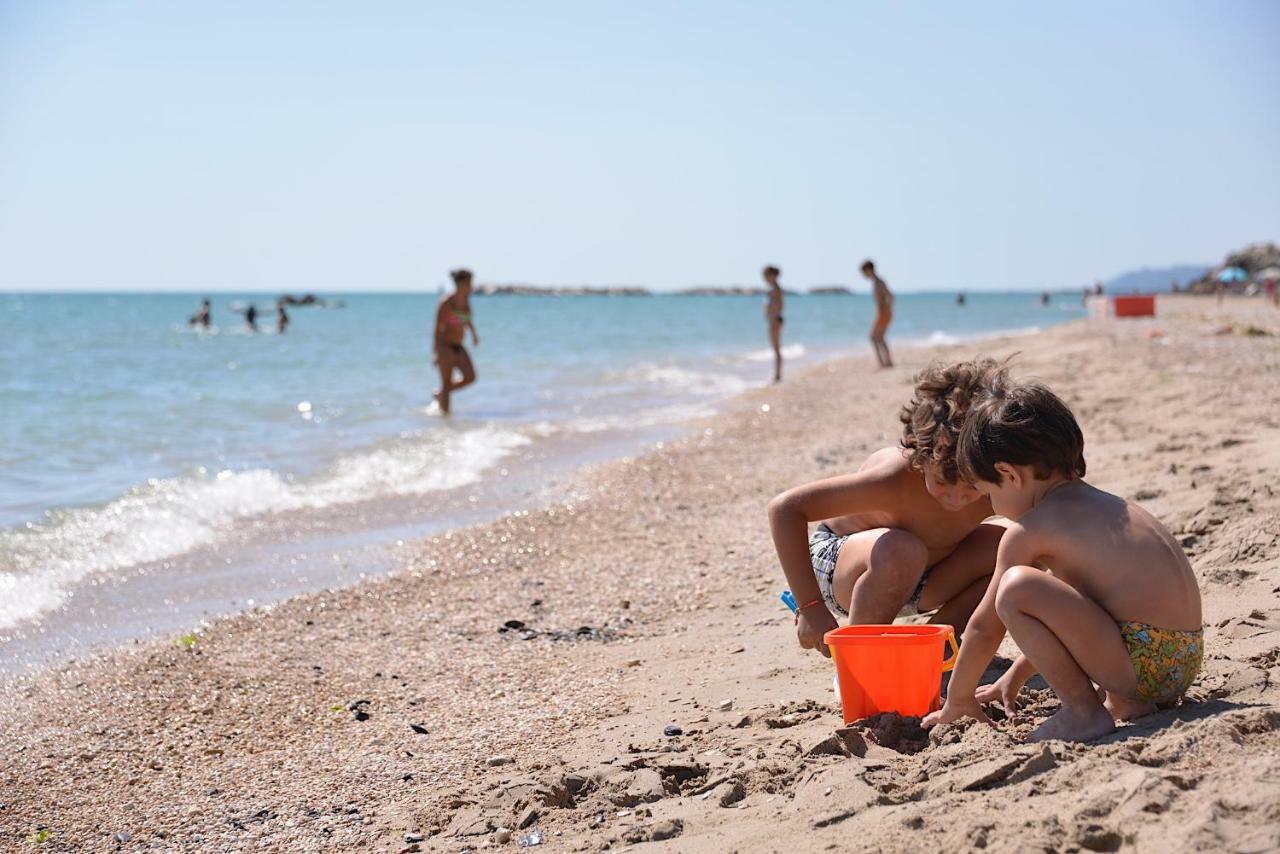 Camping Tre Archi Lido di Fermo Extérieur photo