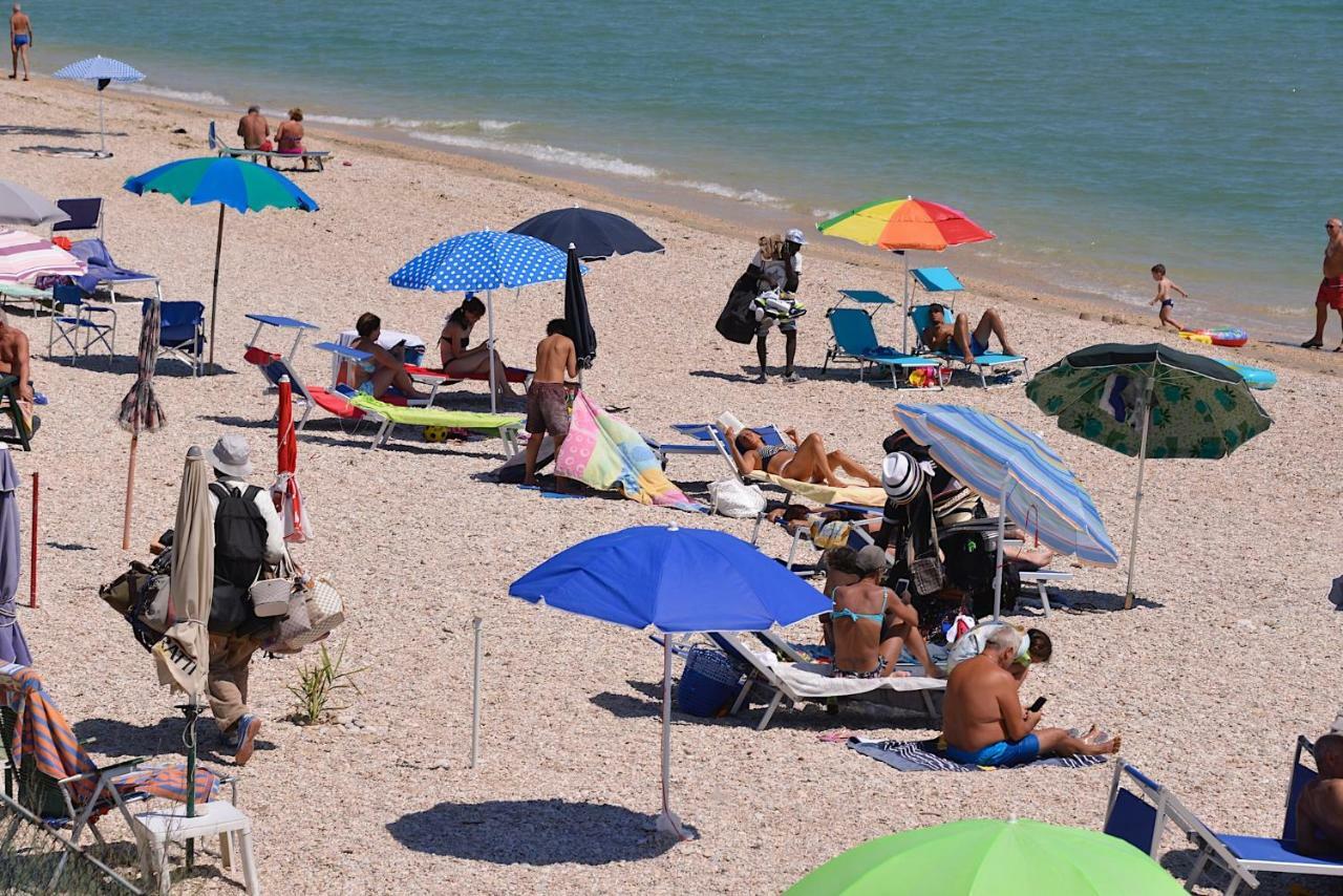 Camping Tre Archi Lido di Fermo Extérieur photo